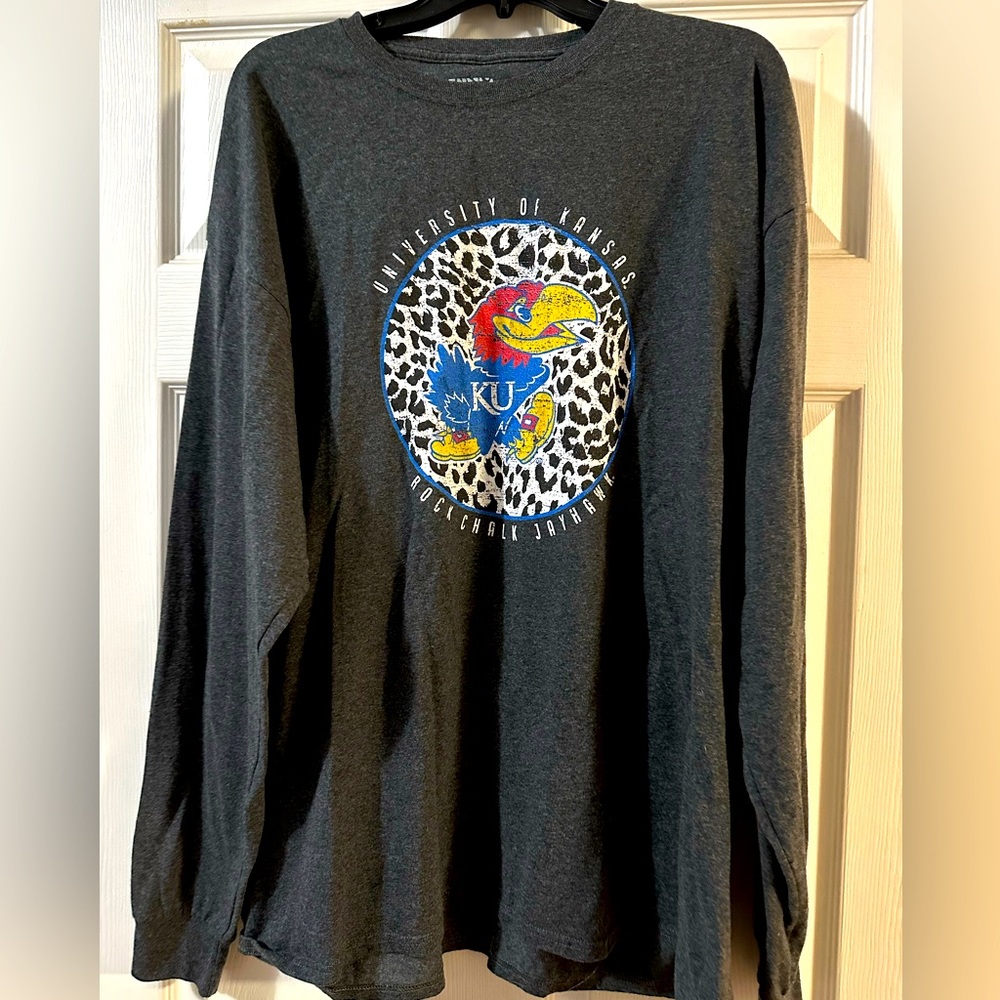 Jayhawks unite